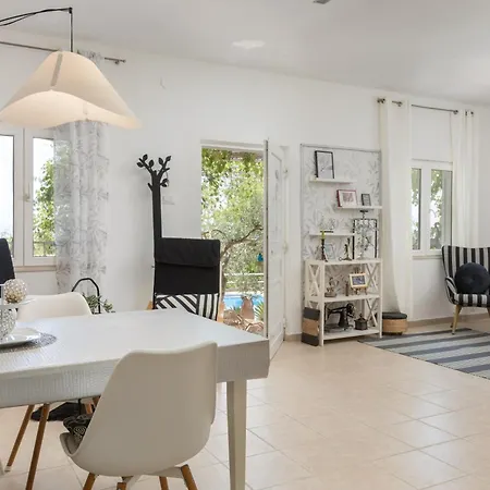 Ana Макарська