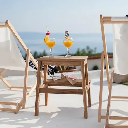 Ana * Макарська